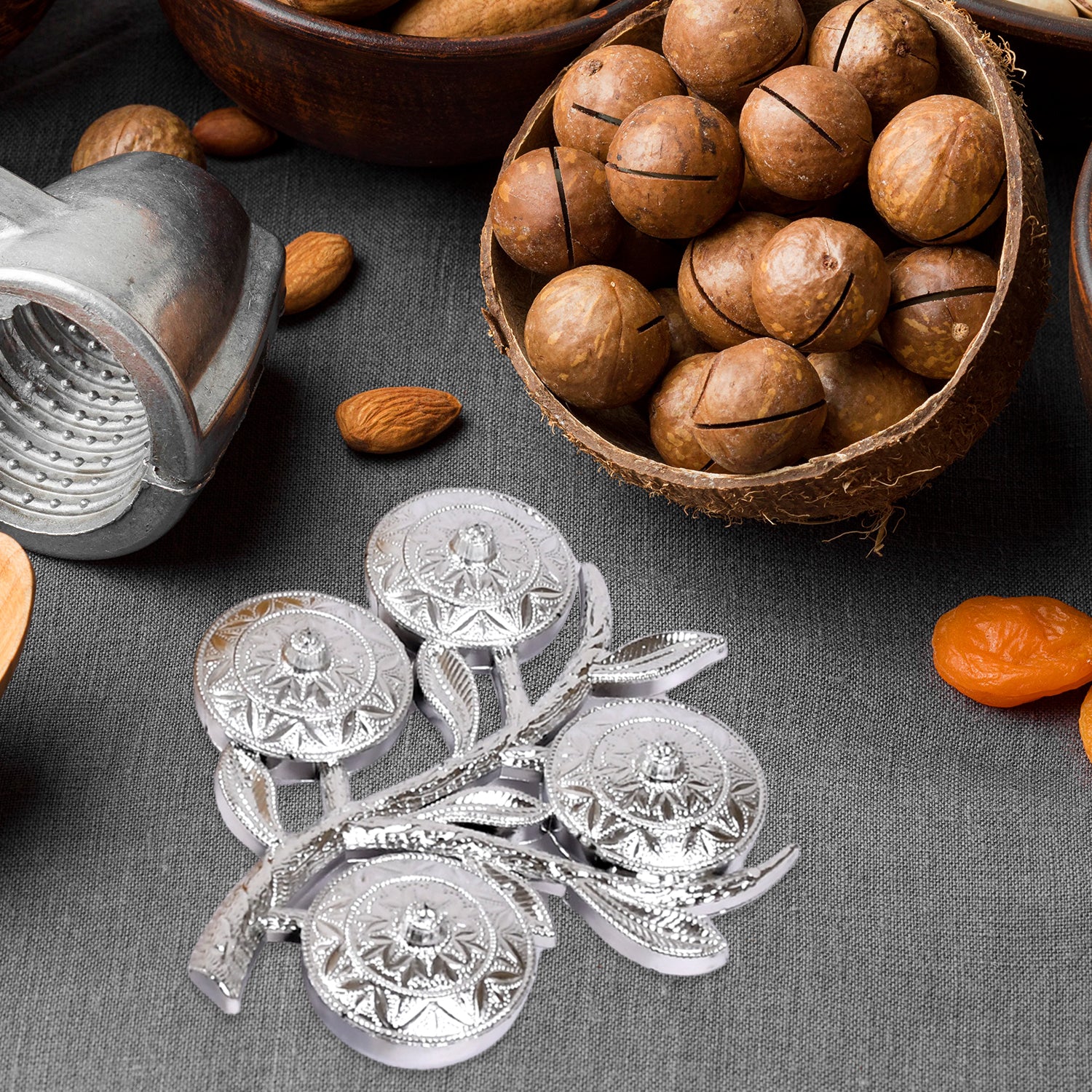 5283 Tree Shape 4 Compartment Mukhwas Dani Serving Tray For Home  Kitchen Use 5283 Tree Shape 4 Compartment Mukhwas Dani Serving Tray For Home  Kitchen Use